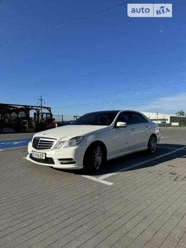 Mercedes-Benz E-Class 2012