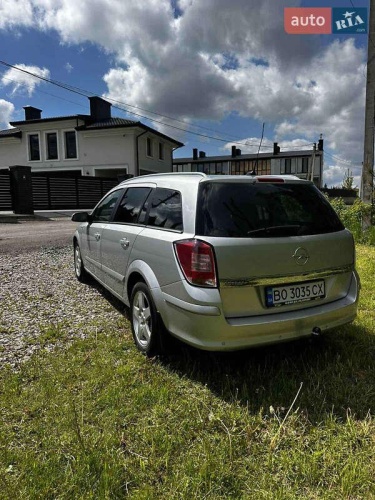 Opel Astra 2009