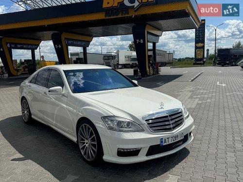 Mercedes-Benz S-Class 2009