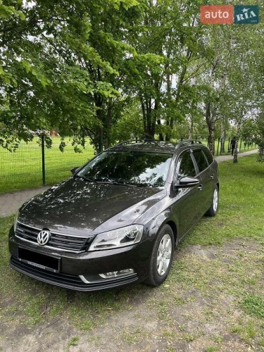 Volkswagen Passat 2011