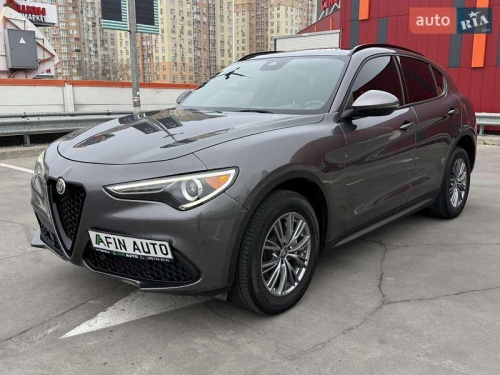 Alfa Romeo Stelvio 2021