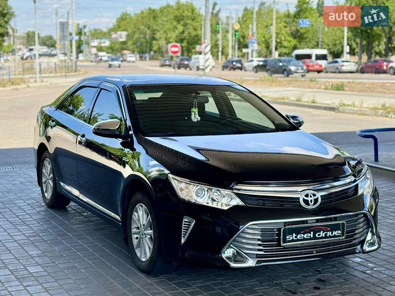Toyota Camry 2014