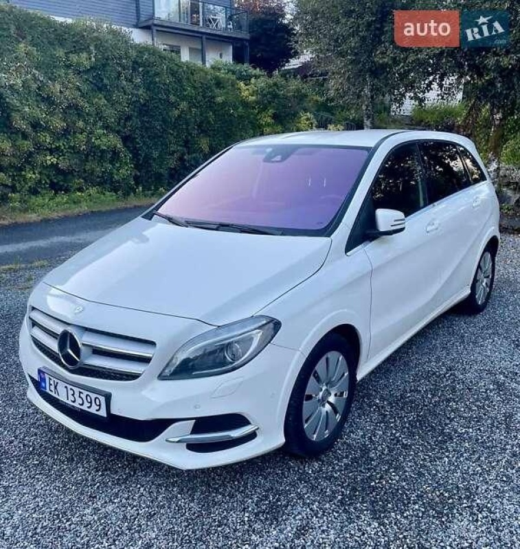 Mercedes-Benz B-Class 2014