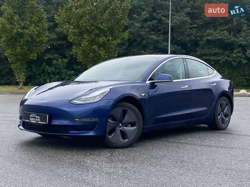 Tesla Model 3 2018