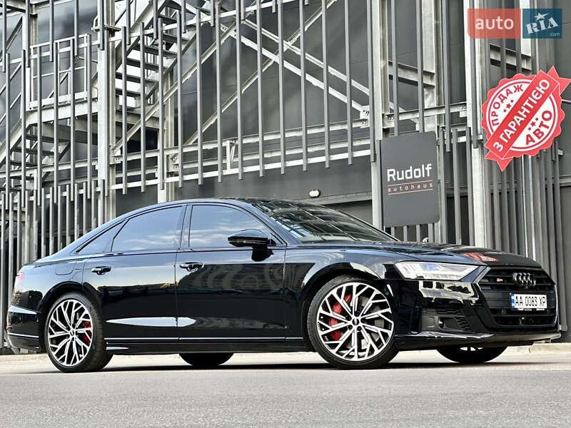 Audi S8 2021