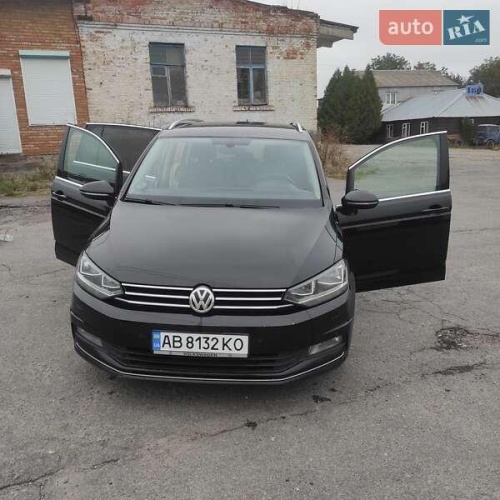 Volkswagen Touran 2016