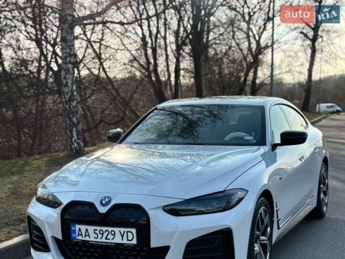 BMW i4 2024