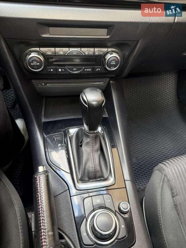 Mazda 3 2015