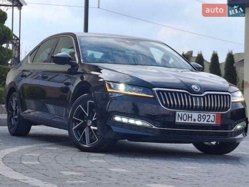 Skoda Superb 2021