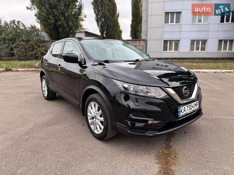 Nissan Rogue Sport 2021