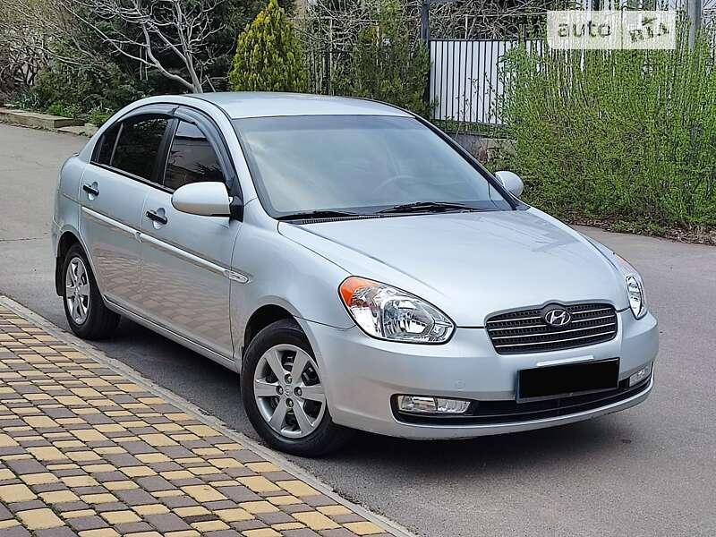 Hyundai Accent 2009