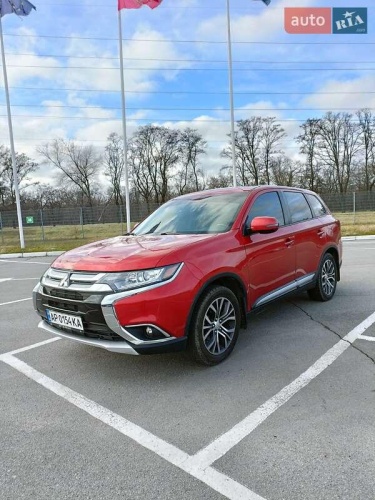Mitsubishi Outlander 2015