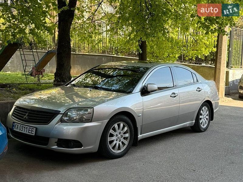 Mitsubishi Galant 2008