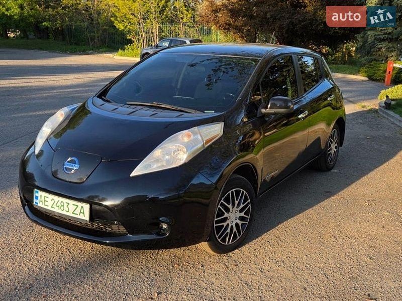 Nissan Leaf 2014