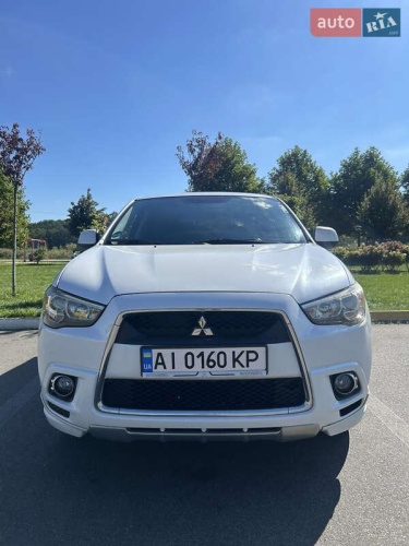 Mitsubishi Outlander Sport 2012