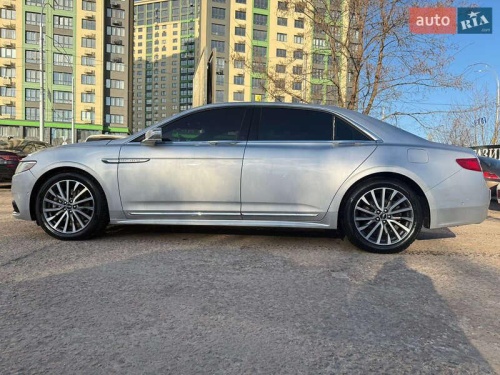 Lincoln Continental 2017