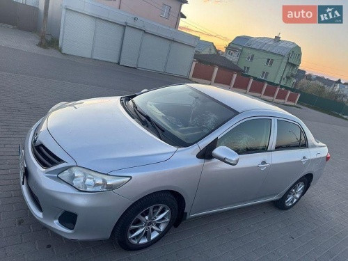 Toyota Corolla 2012