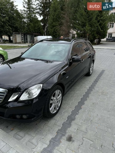 Mercedes-Benz E-Class 2010