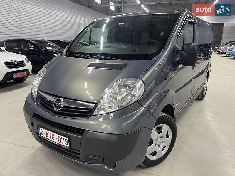 Opel Vivaro 2014