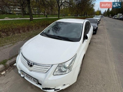 Toyota Avensis 2011