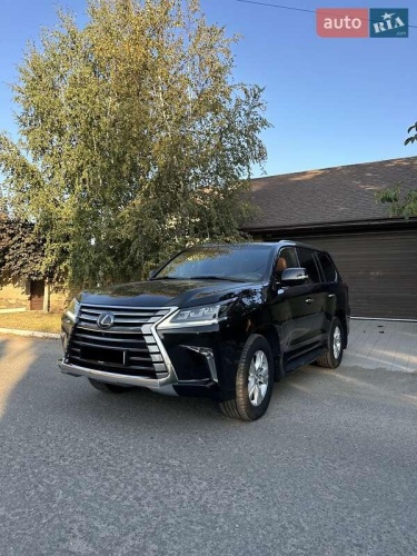 Lexus LX 2017