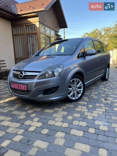 Opel Zafira 2010