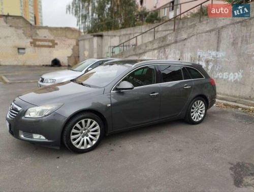 Opel Insignia 2011