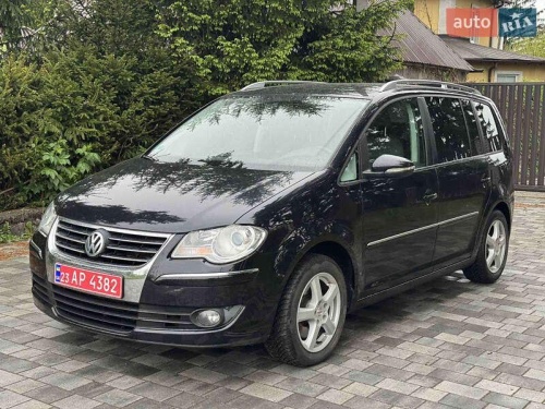 Volkswagen Touran 2010