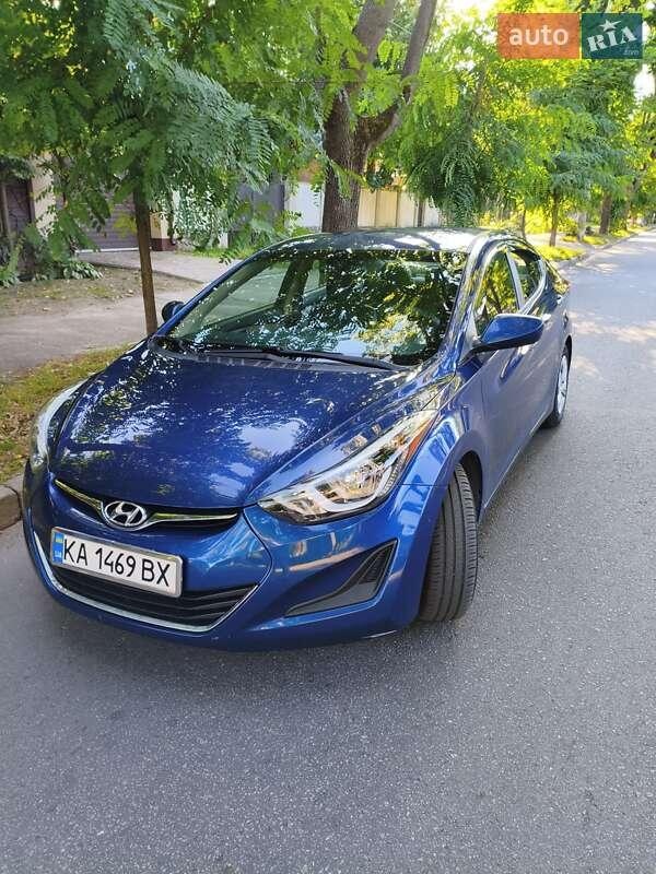 Hyundai Elantra 2015