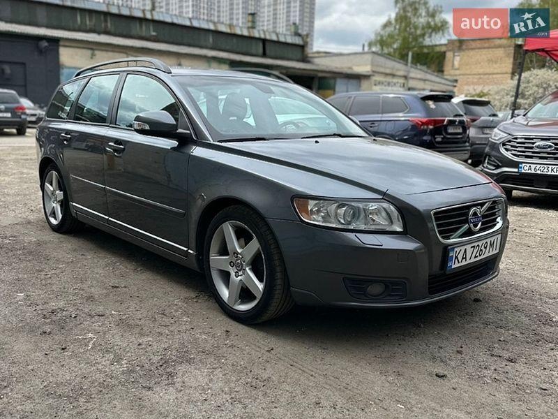 Volvo V50 2011