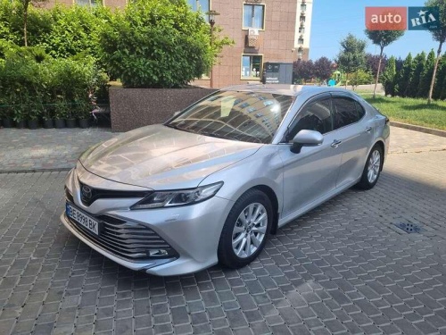 Toyota Camry 2017