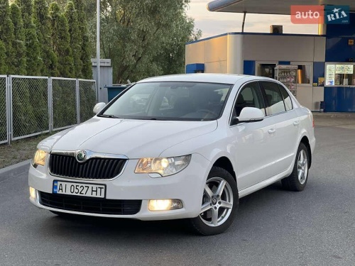 Skoda Superb 2011