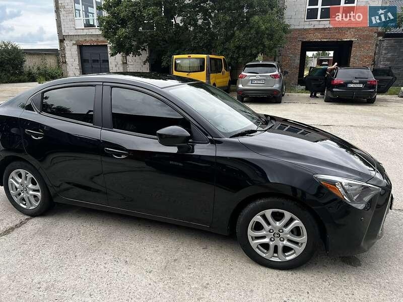 Toyota Yaris 2018