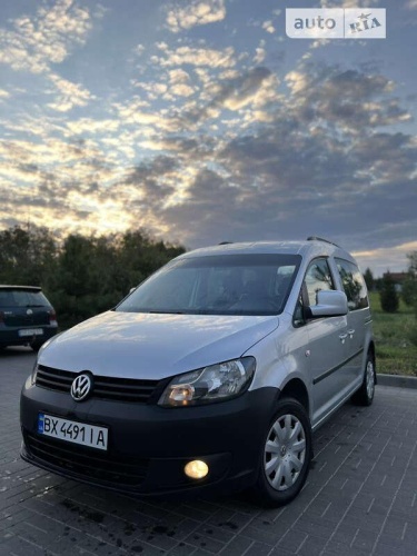 Volkswagen Caddy 2011