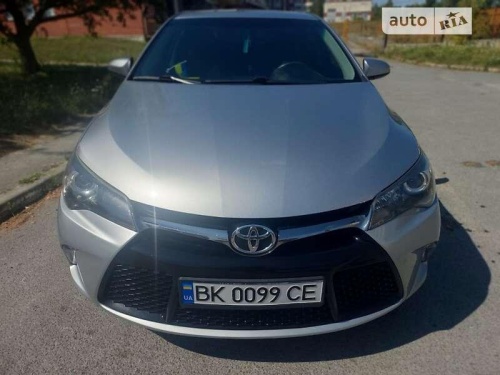 Toyota Camry 2015