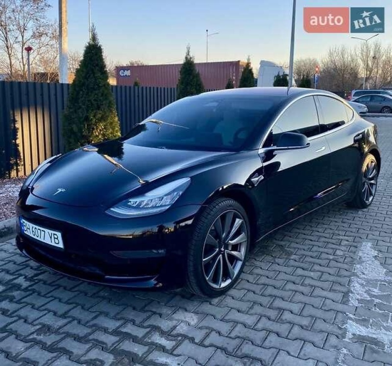 Tesla Model 3 2018