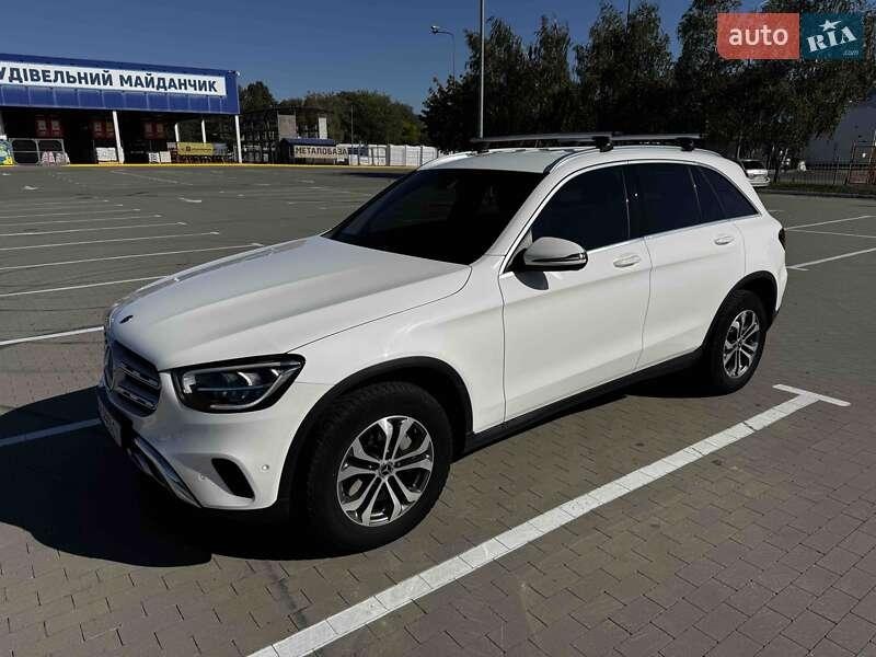 Mercedes-Benz GLC-Class 2020