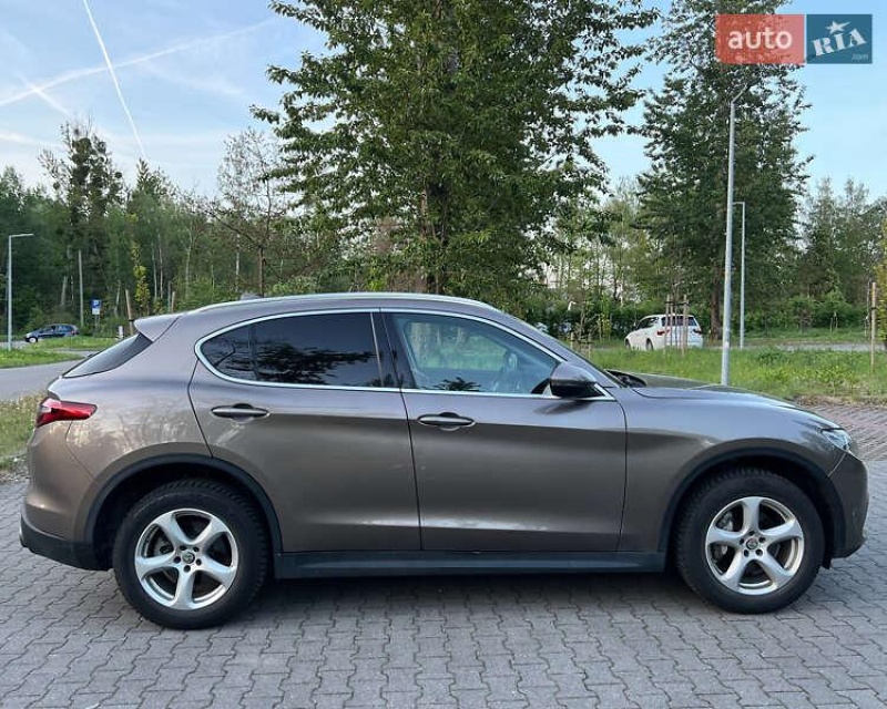 Alfa Romeo Stelvio 2018