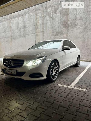 Mercedes-Benz E-Class 2015