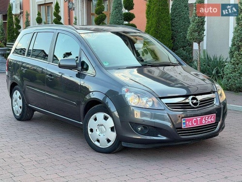 Opel Zafira 2011