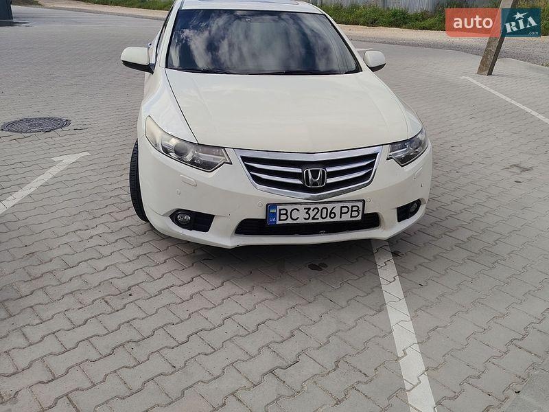 Honda Accord 2011