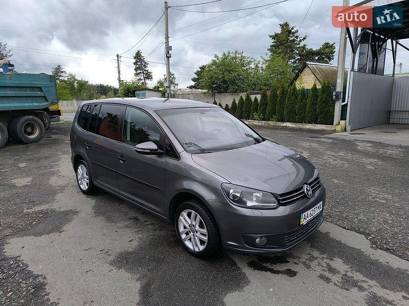 Volkswagen Touran 2011