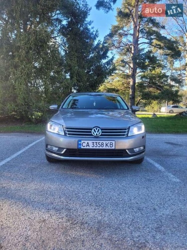 Volkswagen Passat 2011