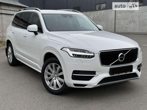 Volvo XC90 2019