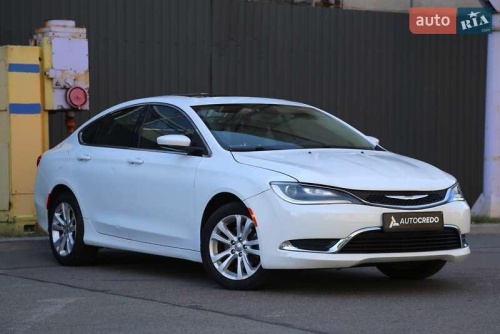 Chrysler 200 2015