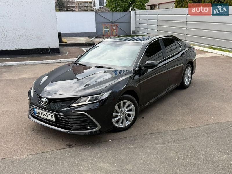 Toyota Camry 2022
