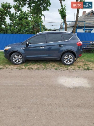 Ford Kuga 2011