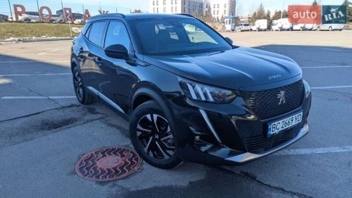Peugeot e-2008 2022