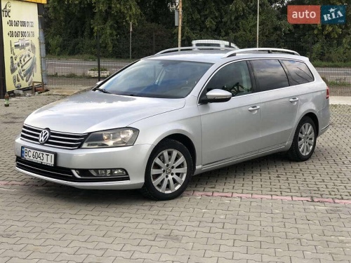 Volkswagen Passat 2011