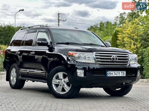 Toyota Land Cruiser 2013